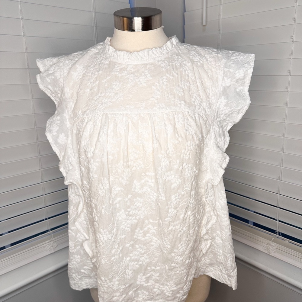 Cupio White Ruffled Cap Sleeves & Collar Babydoll Blouse with floral embroidery